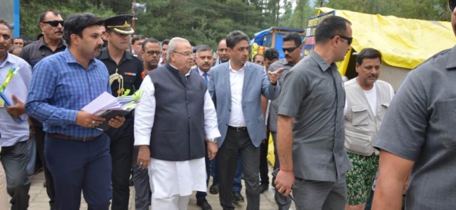 Governor reviews Yatra arrangements at Nunwan Base Camp