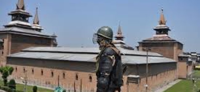 Friday prayers remain suspended in Jamia Masjid, Hazratbal, others shrines in Kashmir