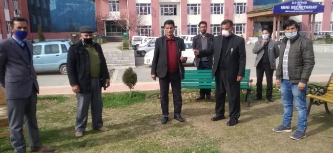 DC Kulgam reviews arrangement, urges people to stay home to stay safe