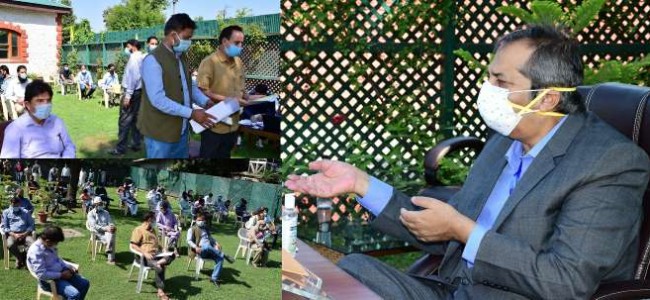 Advisor Baseer Khan holds public hearing in Srinagar