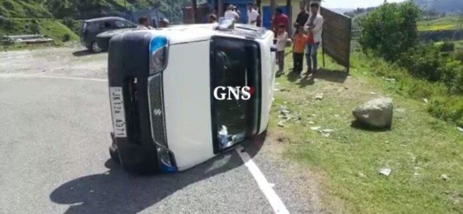 4 persons injured in road accident in J-K