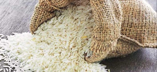 Police seize FCI rice bags while checking in Pulwama