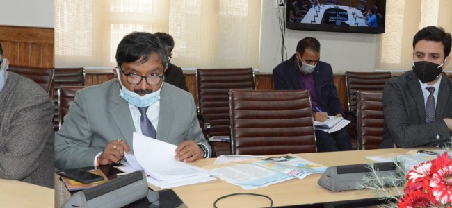 CS reviews functioning of flagship schemes of Health &Medical Education and Social Welfare Departments