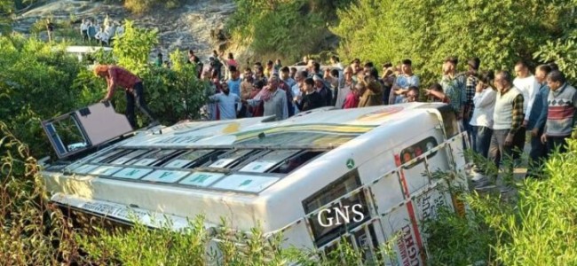 28 Injured As Bus Falls Into Gorge In Akhnoor Jammu