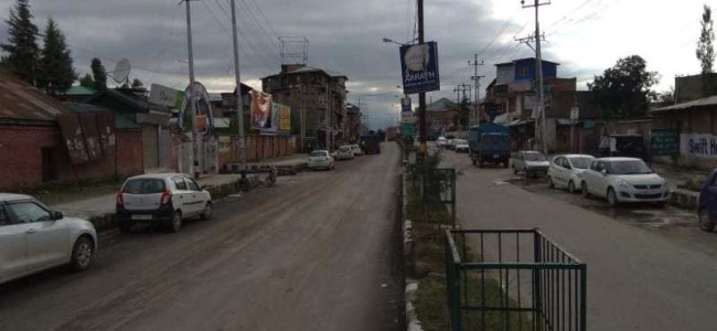 Five CRPF personnel, militant killed in Anantnag attack Five CRPF personnel, militant killed in Anantnag attack