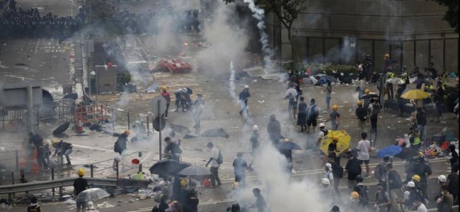 Hong Kong police use tougher tactics against protesters Hong Kong police use tougher tactics against protesters