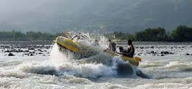 2 dead, 4 injured after boat capsizes in Pahalgam 2 dead, 4 injured after boat capsizes in Pahalgam