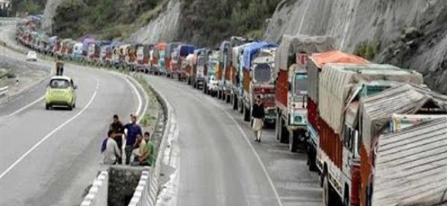 Traffic on Sgr-Jmu suspended as fresh landslides hit Ramban area Traffic on Sgr-Jmu suspended as fresh landslides hit Ramban area