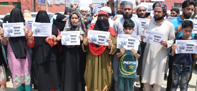 Sarjan Barkati’s family reaches Srinagar to protest his detention Sarjan Barkati’s family reaches Srinagar to protest his detention