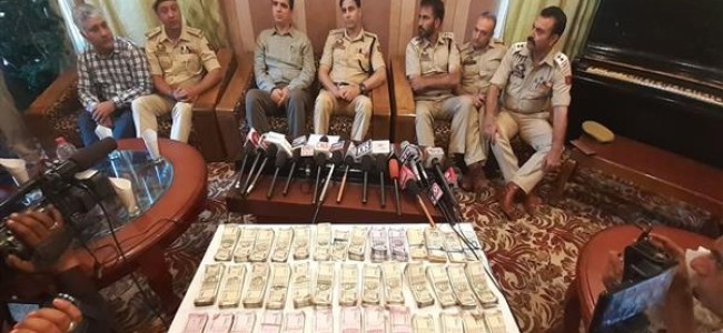 Gandola burglary mystery over; five arrested, Rs 39 lakhs out of Rs 51 recovered Gandola burglary mystery over; five arrested, Rs 39 lakhs out of Rs 51 recovered