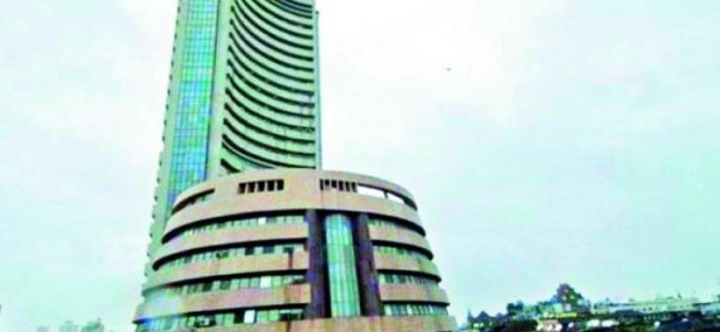 Sensex tanks 306 points; HDFC twins sink Sensex tanks 306 points; HDFC twins sink