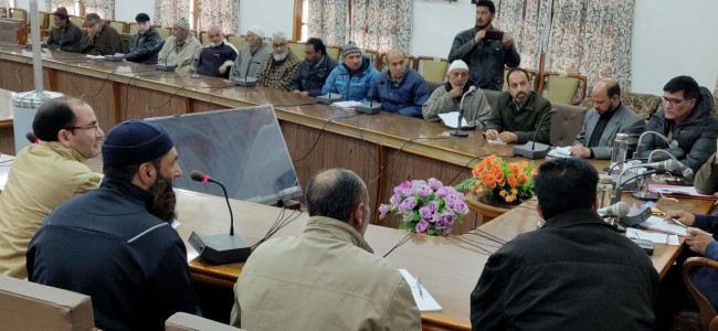 AK Mehta, Sarmad Hafeez take stock of public grievances at Srinagar AK Mehta, Sarmad Hafeez take stock of public grievances at Srinagar