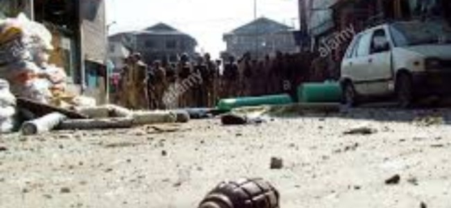 Militants hurl grenade at police station in Srinagar’s Lal Bazaar area. One policeman injured. Militants hurl grenade at police station in Srinagar’s Lal Bazaar area. One policeman injured.