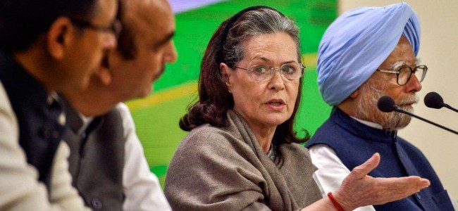Cong leaders meet Prez, demand Amit Shah’s resignation over Delhi violence Cong leaders meet Prez, demand Amit Shah’s resignation over Delhi violence