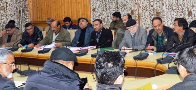 Div Com bans construction activity in parks, gardens Div Com bans construction activity in parks, gardens