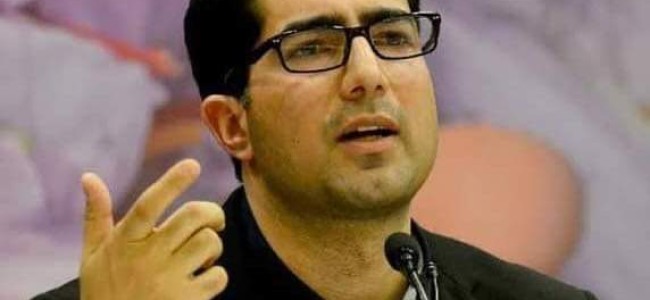 J&K: Former IAS officer Shah Faesal booked under PSA J&K: Former IAS officer Shah Faesal booked under PSA