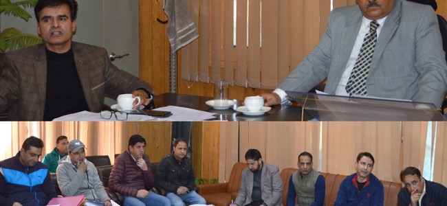 Secy Floriculture reviews preparations for opening of Tulip Garden Secy Floriculture reviews preparations for opening of Tulip Garden