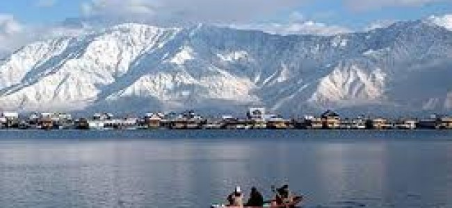 Kashmir tourism sector is still deep in a hole