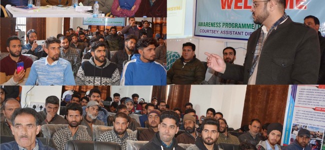 DECC Shopian organizes Awareness Programme for unorganised workers DECC Shopian organizes Awareness Programme for unorganised workers