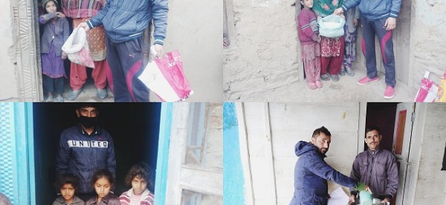 District administration starts distribution of dry mid day meal to the students at their doorsteps in Doda District administration starts distribution of dry mid day meal to the students at their doorsteps in Doda