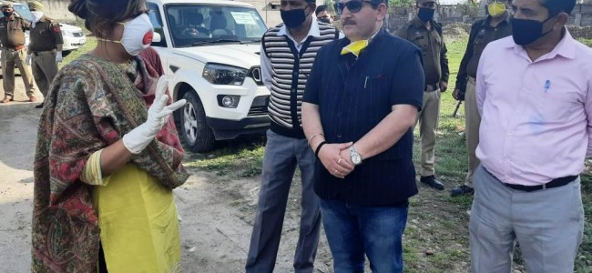 MD JPDCL visits quarantine centers at Jammu MD JPDCL visits quarantine centers at Jammu