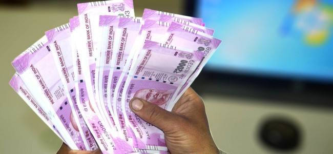 District Administration Kupwara distributes cash assistance of Rs 2.59 crore among construction workers, labourers District Administration Kupwara distributes cash assistance of Rs 2.59 crore among construction workers, labourers