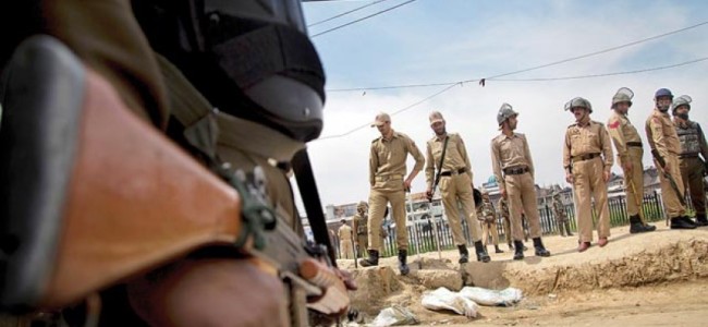 Militants Abduct Off-duty Policeman In Kashmir’s Shopian, Freed Later Militants Abduct Off-duty Policeman In Kashmir’s Shopian, Freed Later