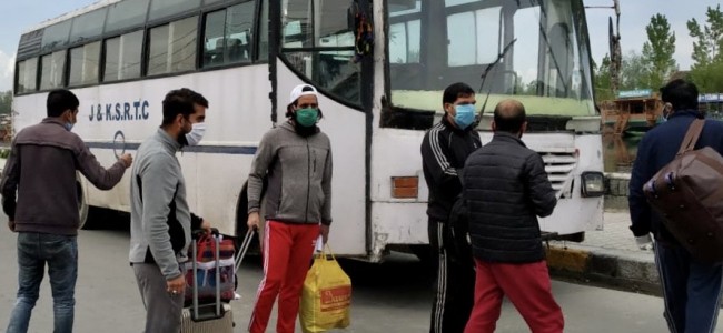 40 more persons discharged after completing two-week quarantine in Srinagar 40 more persons discharged after completing two-week quarantine in Srinagar