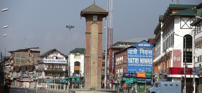 Lawaypora encounter: Spontaneous shutdown in Srinagar markets