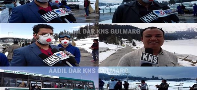 40 students and Businessman walk home after completing quarantine period in Gulmarg 40 students and Businessman walk home after completing quarantine period in Gulmarg