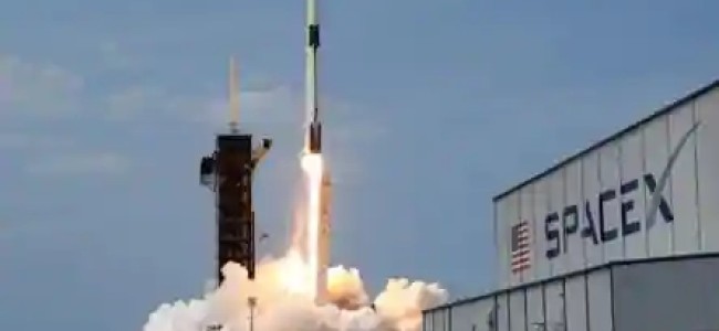 SpaceX capsule carrying NASA astronauts docks with International Space Station SpaceX capsule carrying NASA astronauts docks with International Space Station