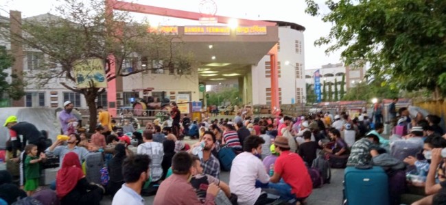 3300 JK residents evacuated from Maharashtra 3300 JK residents evacuated from Maharashtra