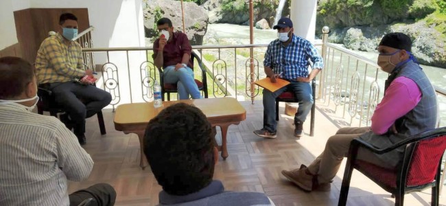 VLCs emerge as focal point in Covid awareness in Poonch VLCs emerge as focal point in Covid awareness in Poonch