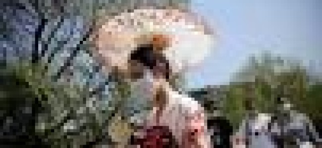 Millions travel in China during May Day holidays as tourism, travel open up Millions travel in China during May Day holidays as tourism, travel open up