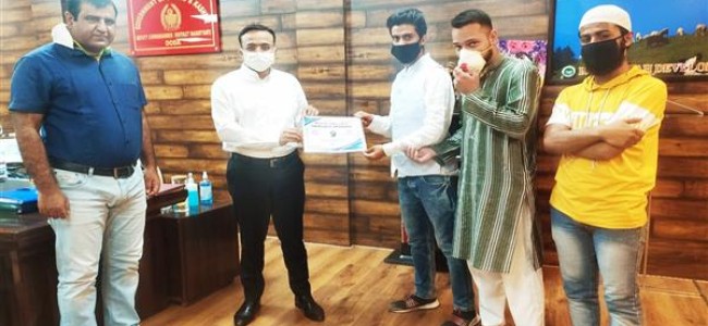 WFO Felicitated DC Doda as A Corona Warrior WFO Felicitated DC Doda as A Corona Warrior