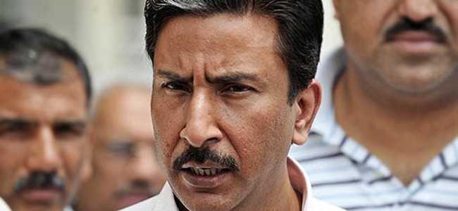 Salim Malik submits ‘strong’ reply to PCB over UK meetings Salim Malik submits ‘strong’ reply to PCB over UK meetings
