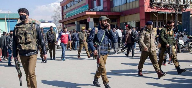 J-K Police Start Summoning People After Open FIR Against Criticising High Court Judgment J-K Police Start Summoning People After Open FIR Against Criticising High Court Judgment