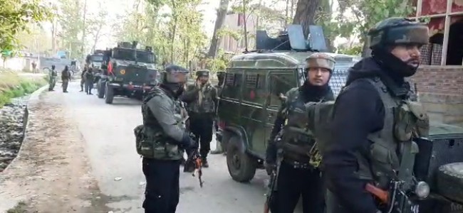 Gunfight breaks out in Srinagar Outskirts Gunfight breaks out in Srinagar Outskirts