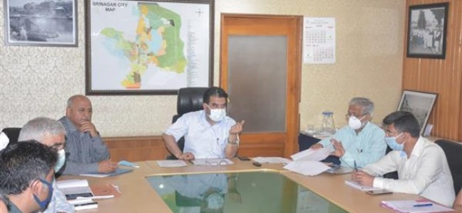 Commissioner SMC reviews AMRUT works