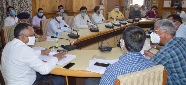 Div Com chairs weekly Covid-19 review meeting Div Com chairs weekly Covid-19 review meeting