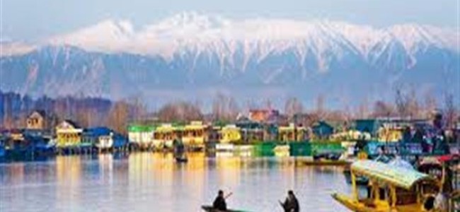 J&K: Covid-19 test mandatory for all outsiders as authorities resume tourism in phased manner J&K: Covid-19 test mandatory for all outsiders as authorities resume tourism in phased manner