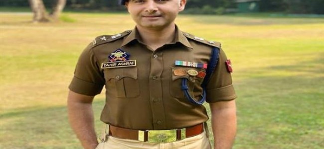 Cyber Police Kashmir reins fraudsters, saved customers from cheat, retrieves lakhs of rupees Cyber Police Kashmir reins fraudsters, saved customers from cheat, retrieves lakhs of rupees