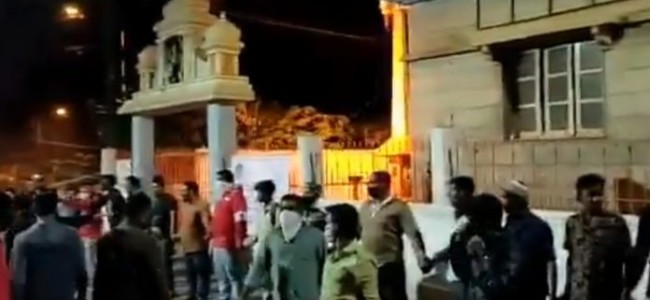 ‘We live as brothers, sisters’ — Muslims form human chain to save temple amid Bengaluru riots