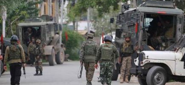 Gunfight breaks out in Kawoosa in central Kashmir’s Budgam