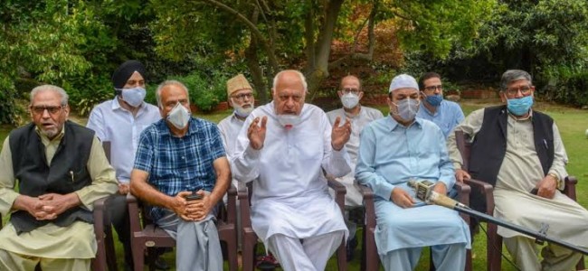 Gupkar declaration signatories issue joint statement: ‘will strive for restoration of Article 370, 35 A’ Gupkar declaration signatories issue joint statement: ‘will strive for restoration of Article 370, 35 A’
