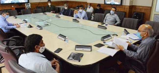 Advisor Sharma chairs meeting on revival of Business sector in J&K Advisor Sharma chairs meeting on revival of Business sector in J&K