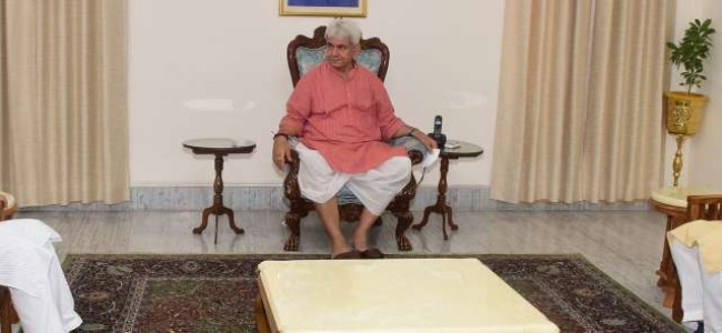 MP’s Shamsher Singh Manhas & Jugal Kishore Sharma meet Lt Governor MP’s Shamsher Singh Manhas & Jugal Kishore Sharma meet Lt Governor
