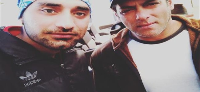 Will meet LG for early restoration of 4G across Valley: Bollywood actor Gagandeep Singh Will meet LG for early restoration of 4G across Valley: Bollywood actor Gagandeep Singh
