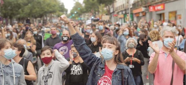 Madrid protesters complain localised lockdowns work against poor Madrid protesters complain localised lockdowns work against poor