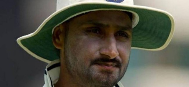 IPL 2020: After Suresh Raina, Harbhajan Singh Becomes 2nd High-profile Player To Pull Out IPL 2020: After Suresh Raina, Harbhajan Singh Becomes 2nd High-profile Player To Pull Out